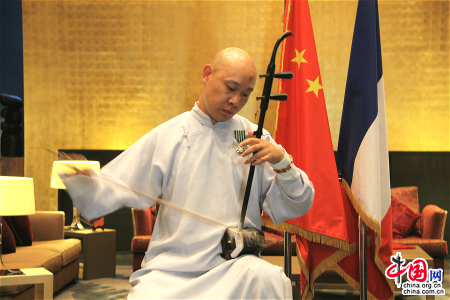 Le musicien chinois Guo Gan fait chevalier de l'ordre des Arts et des Lettres