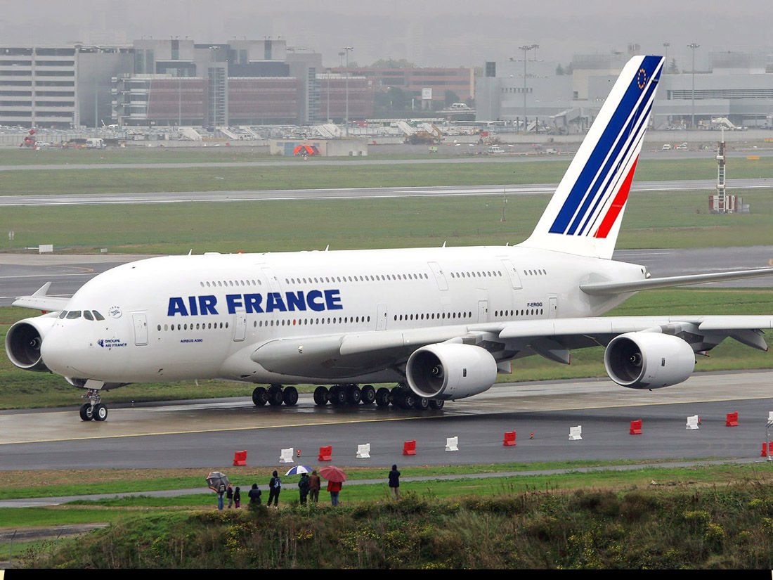Un vol Air France emprunte de l'argent auprès des passagers pour pouvoir poursuivre son trajet