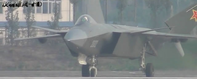 J-20 : radar AESA installé sur le chasseur furtif chinois